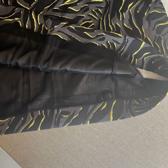 Marc Cain Sports N4 US 10 Animal Print Mini Skirt Black Green Lined $230 NWT - Picture 7 of 13